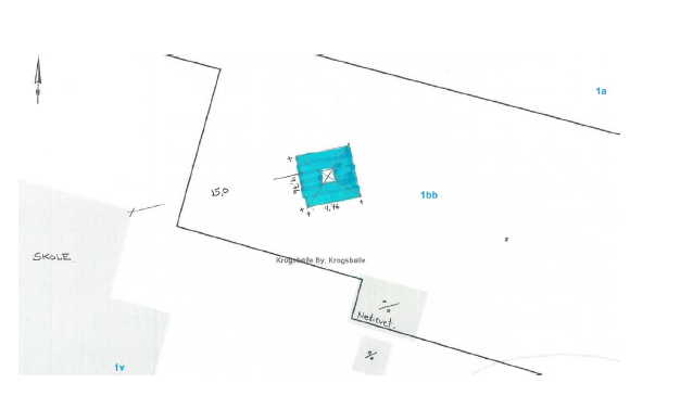 Situationsplan, der viser placeringen af bålhytten på ejendommen