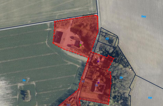 Luftfoto 5: Afgrænset landsby.