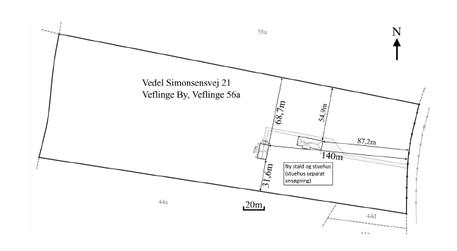 Oversigtstegning, der viser placeringen af den nye stald på ejendommen
