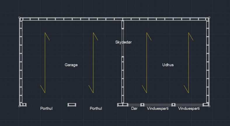 Plantegning, der viser placering af garage og udhus samt adskillelse med skydedør.