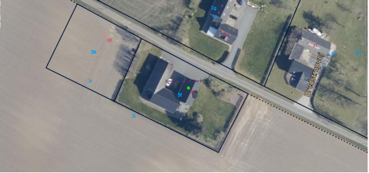 Oversigtskort over ejendommen, hvor den nye garagebygning placeres